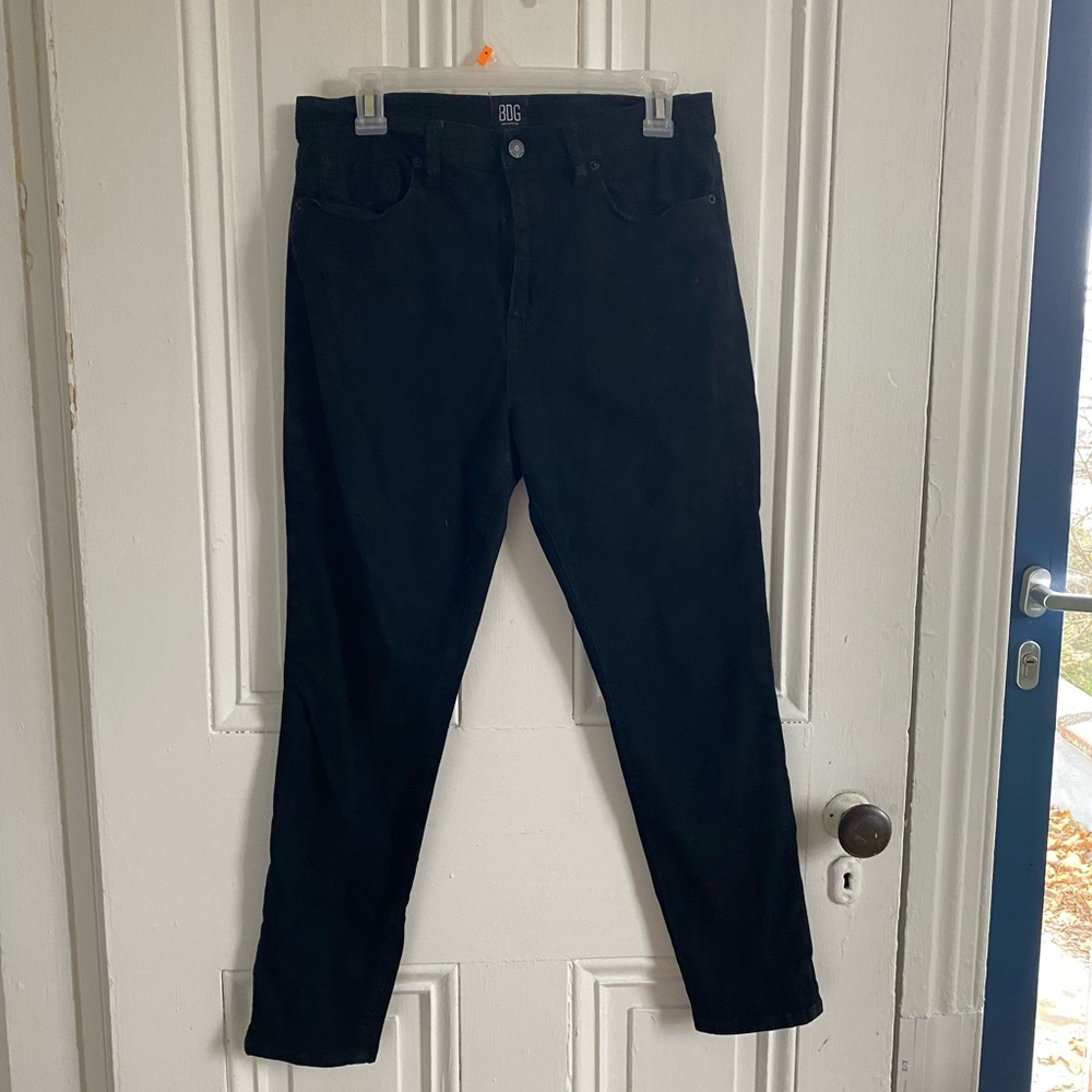 BDG High-rise Twig skinny jeans black. Size 31